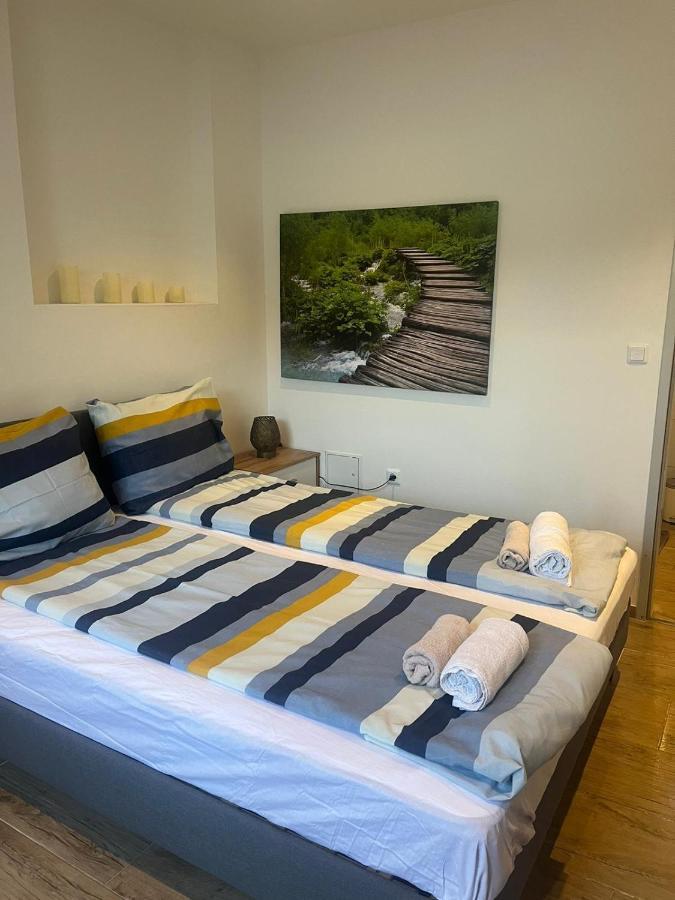 Santa Lucia Apartments Bodensdorf Exteriör bild